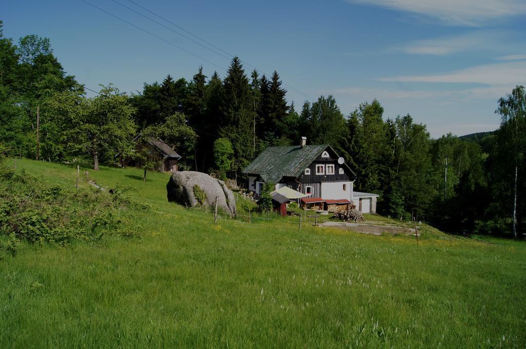 Na Slunecni Pohadkova Chaloupka Ve Sladke Dire Příchovice Exteriör bild